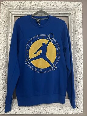 2010’s Retro Laney Graphic Crewneck Jordan Blue & Yellow Flight Club Sweater